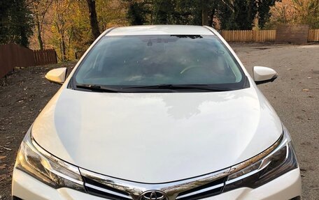 Toyota Corolla, 2016 год, 1 555 555 рублей, 2 фотография