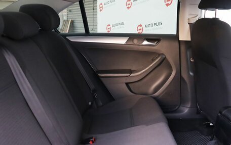 Volkswagen Jetta VI, 2015 год, 1 299 000 рублей, 13 фотография