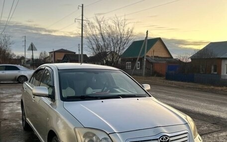 Toyota Avensis III рестайлинг, 2006 год, 800 000 рублей, 4 фотография