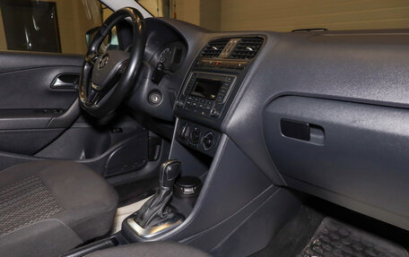 Volkswagen Polo VI (EU Market), 2016 год, 889 000 рублей, 15 фотография