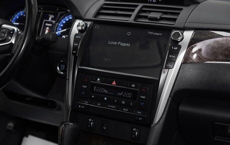 Toyota Camry, 2018 год, 2 099 000 рублей, 9 фотография
