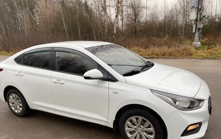 Hyundai Solaris II рестайлинг, 2020 год, 1 000 000 рублей, 6 фотография