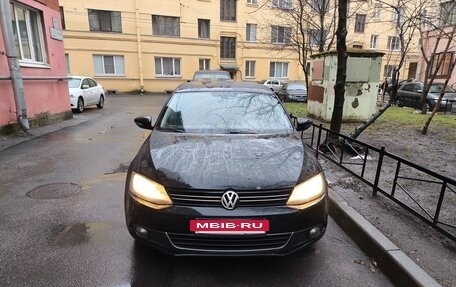 Volkswagen Jetta VI, 2012 год, 690 000 рублей, 2 фотография