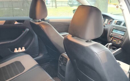 Volkswagen Jetta VI, 2012 год, 690 000 рублей, 10 фотография