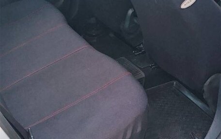 Renault Logan II, 2016 год, 600 000 рублей, 7 фотография