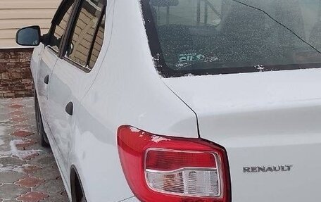 Renault Logan II, 2016 год, 600 000 рублей, 6 фотография