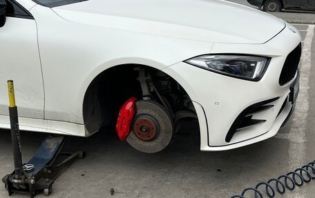 Mercedes-Benz CLS, 2018 год, 5 500 000 рублей, 4 фотография