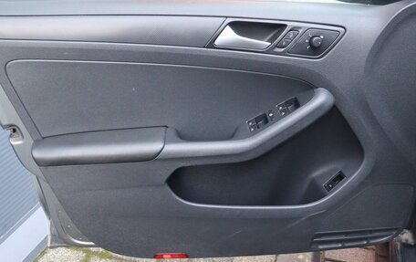 Volkswagen Jetta VI, 2015 год, 1 299 000 рублей, 12 фотография