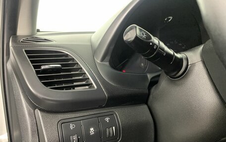 Hyundai Solaris II рестайлинг, 2010 год, 699 000 рублей, 9 фотография