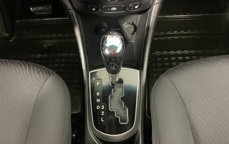 Hyundai Solaris II рестайлинг, 2010 год, 699 000 рублей, 12 фотография