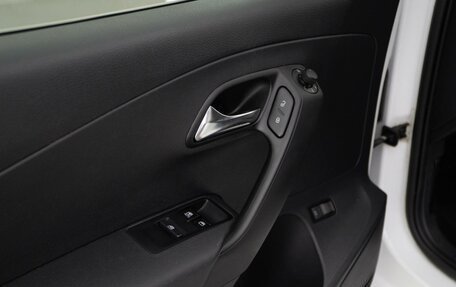 Volkswagen Polo VI (EU Market), 2015 год, 898 097 рублей, 14 фотография