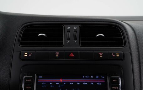 Volkswagen Polo VI (EU Market), 2015 год, 898 097 рублей, 16 фотография