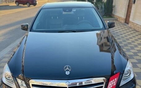 Mercedes-Benz E-Класс, 2010 год, 1 350 000 рублей, 2 фотография