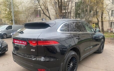 Jaguar F-Pace, 2016 год, 2 000 000 рублей, 3 фотография