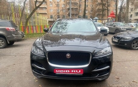 Jaguar F-Pace, 2016 год, 2 000 000 рублей, 8 фотография