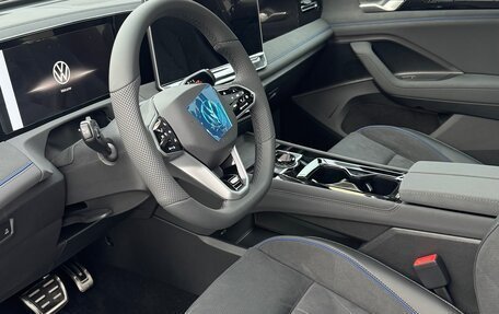 Volkswagen Tiguan, 2025 год, 5 000 000 рублей, 13 фотография