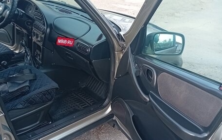 Chevrolet Niva I рестайлинг, 2016 год, 545 000 рублей, 11 фотография