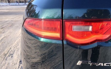 Jaguar F-Pace, 2017 год, 4 500 000 рублей, 5 фотография