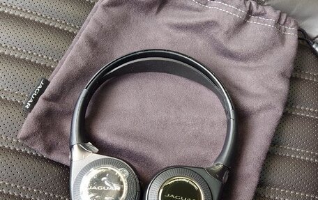 Jaguar F-Pace, 2017 год, 4 500 000 рублей, 22 фотография