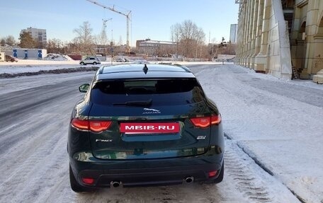 Jaguar F-Pace, 2017 год, 4 500 000 рублей, 16 фотография