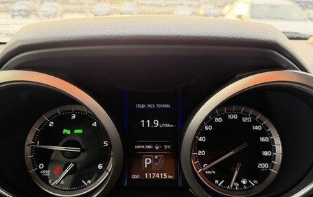 Toyota Land Cruiser Prado 150 рестайлинг 2, 2017 год, 4 250 000 рублей, 14 фотография