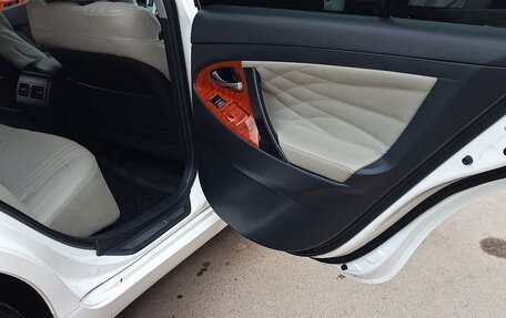 Toyota Camry, 2010 год, 1 650 000 рублей, 9 фотография