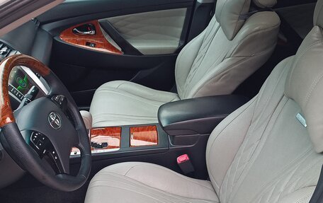 Toyota Camry, 2010 год, 1 650 000 рублей, 18 фотография