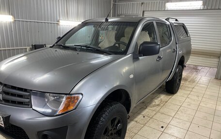 Mitsubishi L200 IV рестайлинг, 2014 год, 920 000 рублей, 3 фотография