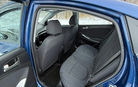 Hyundai Solaris II рестайлинг, 2015 год, 820 000 рублей, 13 фотография