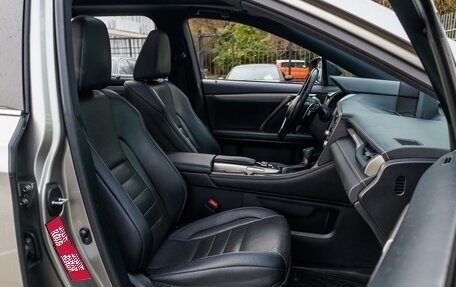 Lexus RX IV рестайлинг, 2016 год, 4 749 000 рублей, 12 фотография