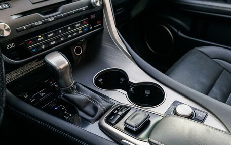 Lexus RX IV рестайлинг, 2016 год, 4 749 000 рублей, 26 фотография