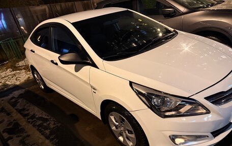 Hyundai Solaris II рестайлинг, 2014 год, 1 050 000 рублей, 10 фотография