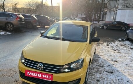 Volkswagen Polo VI (EU Market), 2019 год, 895 000 рублей, 2 фотография