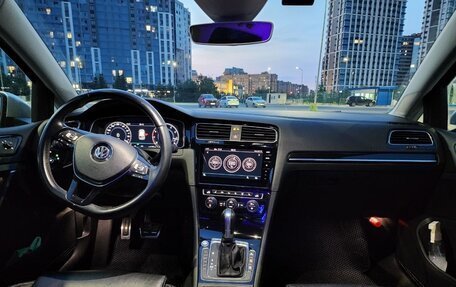 Volkswagen Golf VII, 2018 год, 1 825 000 рублей, 4 фотография