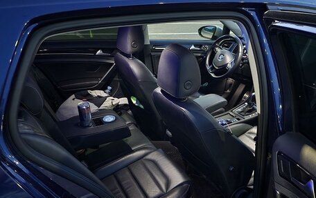 Volkswagen Golf VII, 2018 год, 1 825 000 рублей, 6 фотография