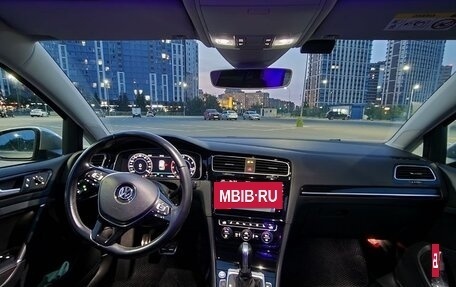 Volkswagen Golf VII, 2018 год, 1 825 000 рублей, 7 фотография