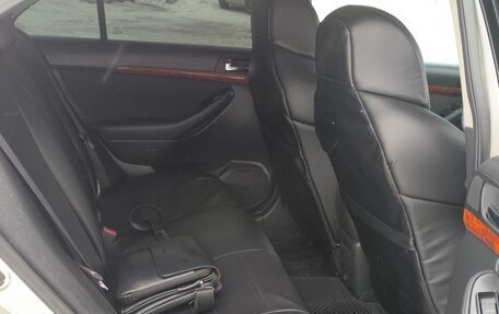 Toyota Avensis III рестайлинг, 2003 год, 850 000 рублей, 15 фотография