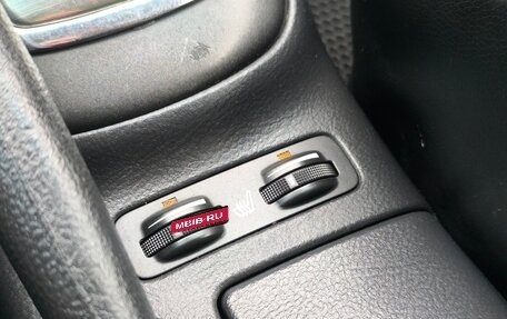 Toyota Avensis III рестайлинг, 2003 год, 850 000 рублей, 18 фотография