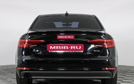 Audi A4, 2017 год, 1 990 000 рублей, 6 фотография