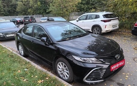 Toyota Camry, 2022 год, 2 800 000 рублей, 2 фотография