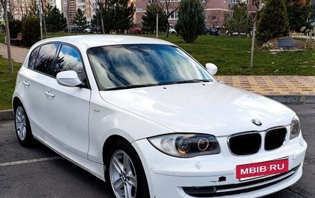 BMW 1 серия, 2010 год, 680 000 рублей, 2 фотография