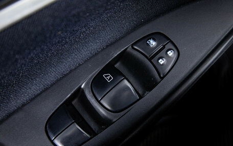 Nissan Tiida, 2015 год, 1 099 000 рублей, 14 фотография