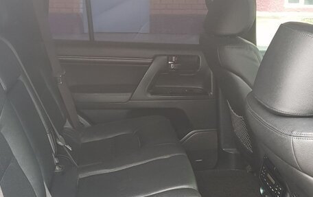 Toyota Land Cruiser 200, 2008 год, 2 800 000 рублей, 6 фотография