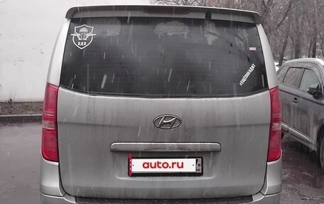 Hyundai Grand Starex Grand Starex I рестайлинг 2, 2007 год, 700 000 рублей, 3 фотография