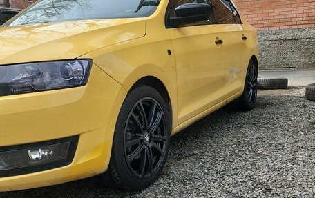 Skoda Rapid I, 2017 год, 550 000 рублей, 2 фотография