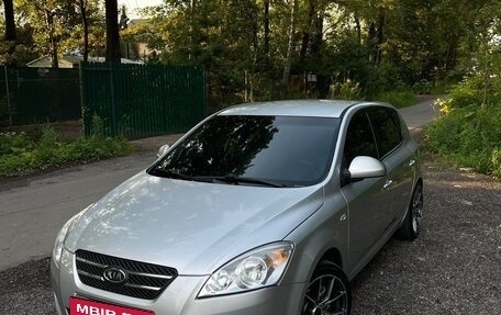 KIA cee'd I рестайлинг, 2007 год, 585 000 рублей, 2 фотография
