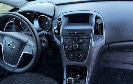 Opel Astra J, 2013 год, 650 000 рублей, 6 фотография