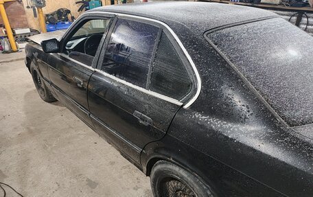 BMW 5 серия, 1990 год, 150 000 рублей, 3 фотография