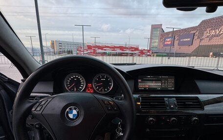 BMW 5 серия, 2003 год, 1 590 000 рублей, 14 фотография