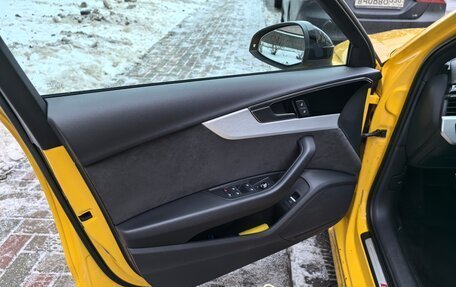 Audi A4, 2021 год, 4 500 000 рублей, 10 фотография